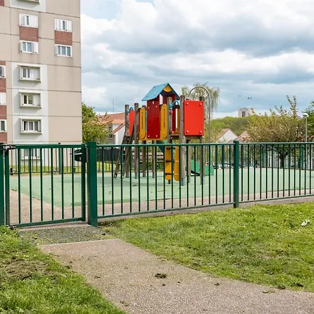 Lecosymelunais : Parking Gratuit + Balcon Amenage Apartment Melun